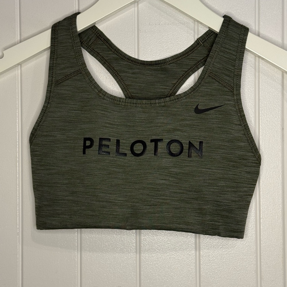 PELOTON X NIKE SPIRIT SWOOSH BRA-Olive Green